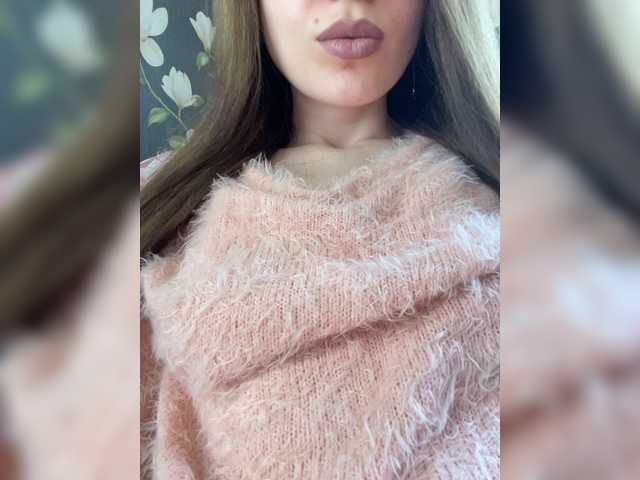 Margo--1 live cam on BongaCams
