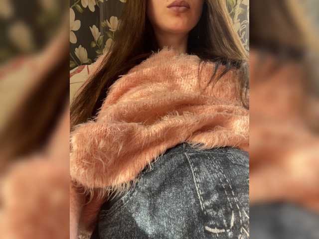 Margo--1, live now on BongaCams