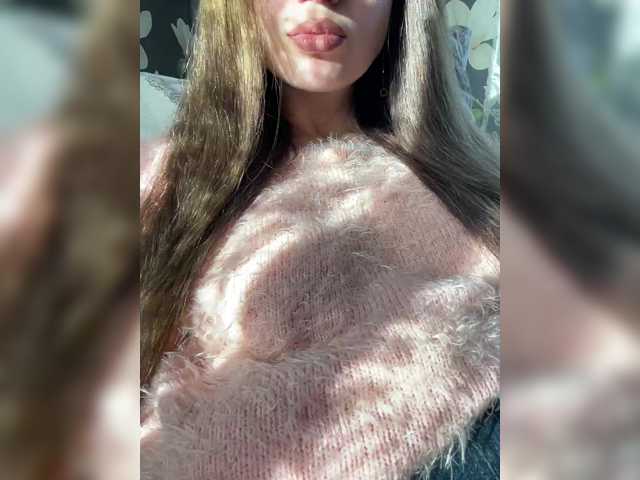 Margo--1 live cam on BongaCams