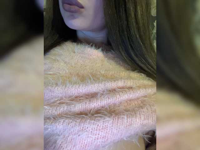 Margo--1, live now on BongaCams