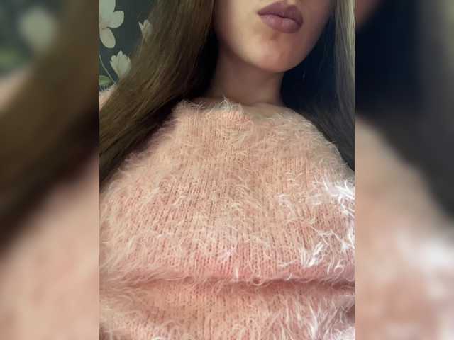 Margo--1 live cam on BongaCams
