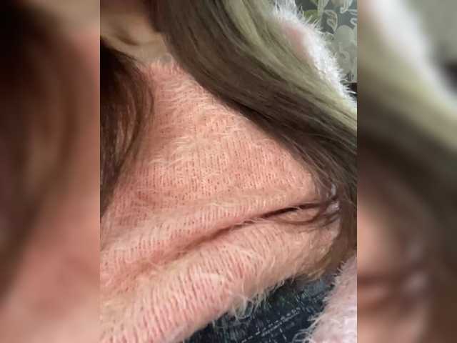 Margo--1 live cam on BongaCams