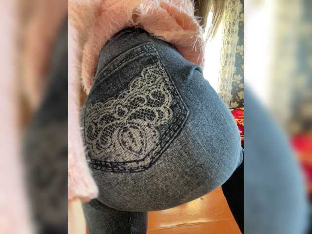 Margo--1 live cam on BongaCams