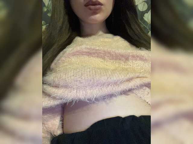 Margo--1 live cam on BongaCams