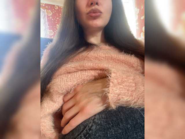 Margo--1 live cam on BongaCams