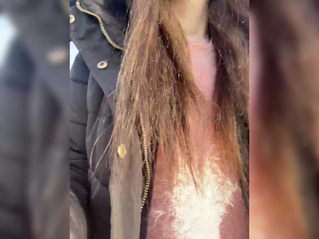 Margo--1, en directo ahora en BongaCams