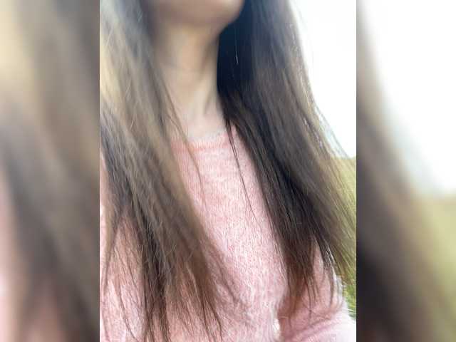 Margo--1, live now on BongaCams