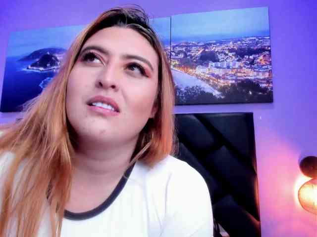 jade-lux's live room