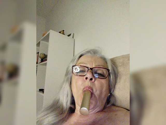 Eiren-66 live cam on BongaCams