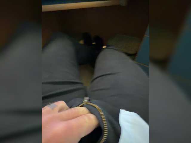 ebaaavvy — live male cam