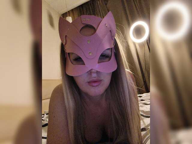 Live трансляция Black-and-Blond - slutnetki.online