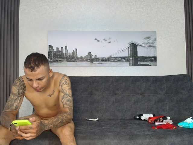 Kinkydoll2 live cam on BongaCams