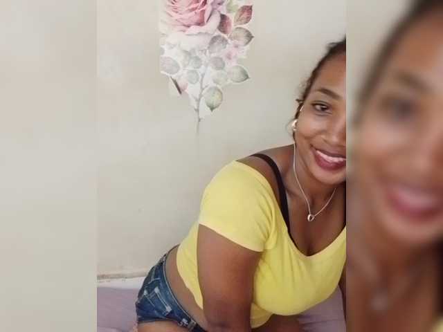 Latikaa, 20 y/o - Live Cam on BongaCams