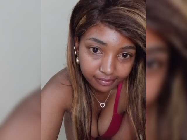 Latikaa live cam on BongaCams