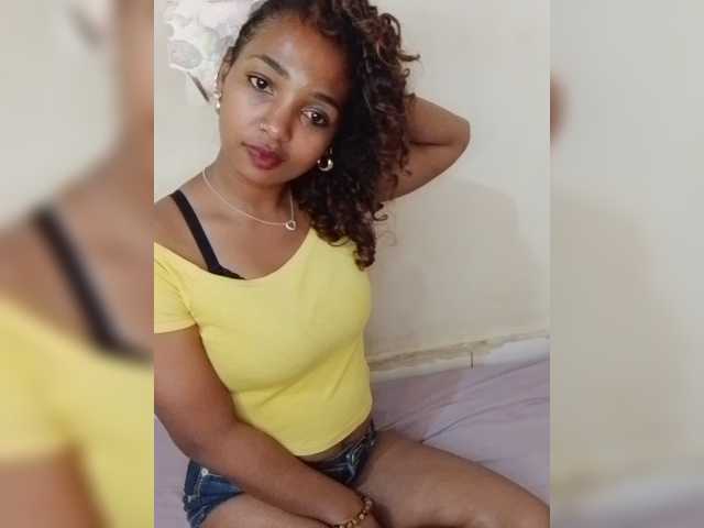 Latikaa live cam on BongaCams