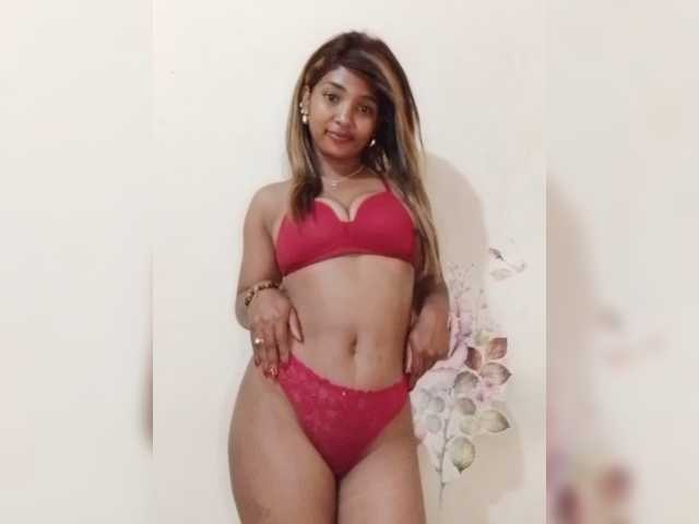 Latikaa live cam on BongaCams