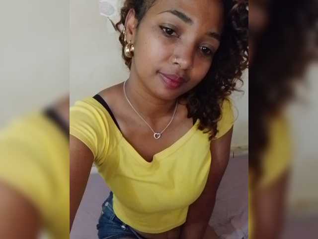 Latikaa live cam on BongaCams