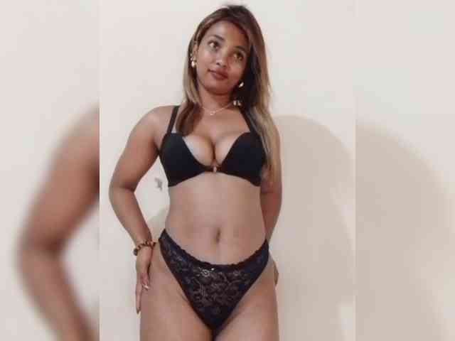 Latikaa webcam