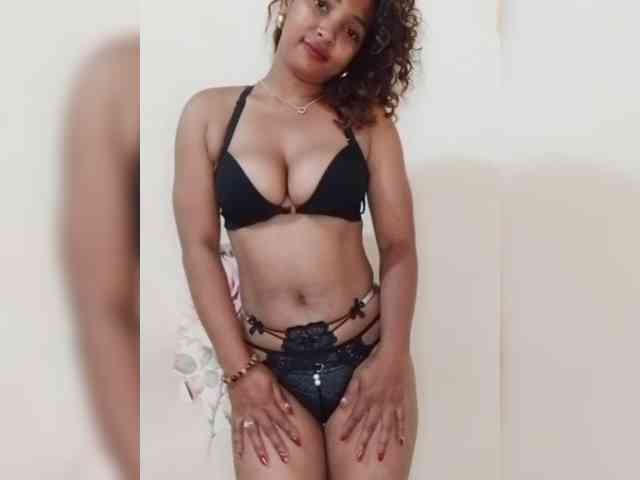 Latikaa webcam
