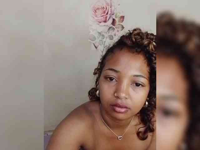 Modèle: Latikaa