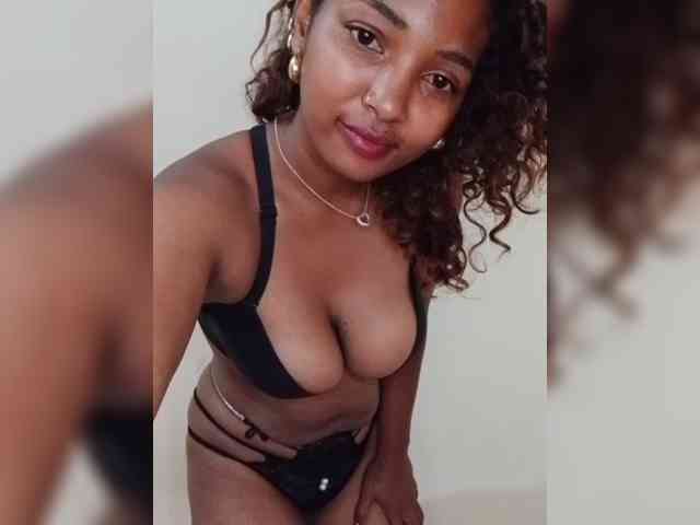 Latikaa webcam