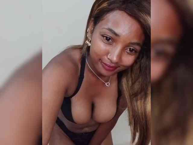Latikaa webcam
