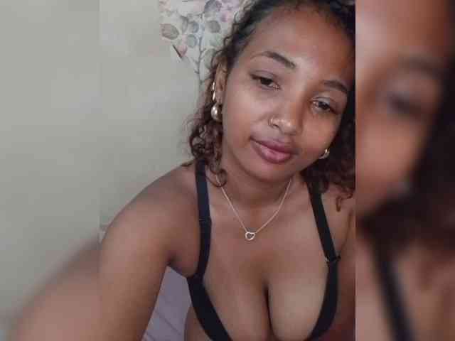 Modèle: Latikaa