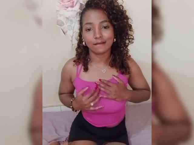 Latikaa webcam