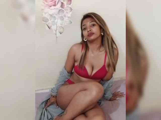 Latikaa webcam