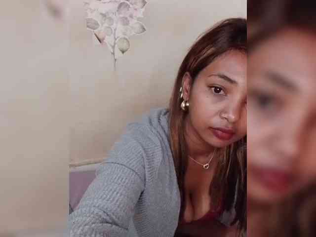 Latikaa webcam