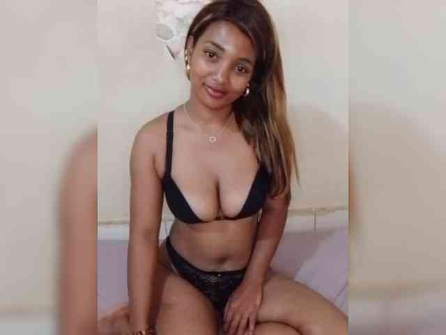 Latikaa webcam
