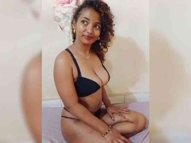 Latikaa webcam