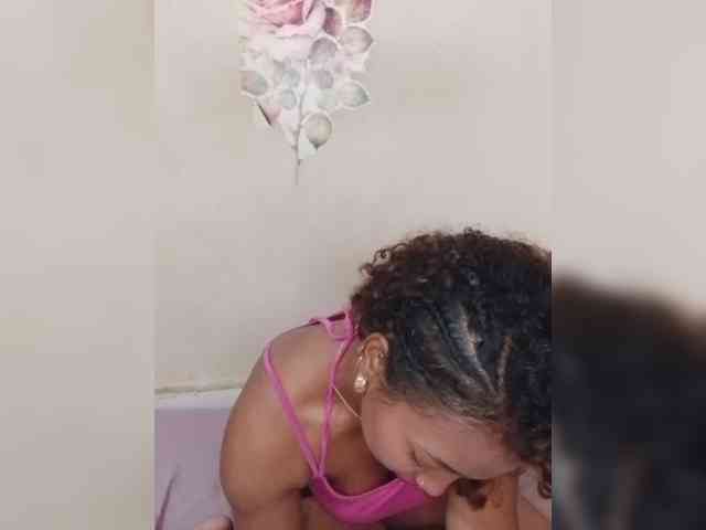Modèle: Latikaa
