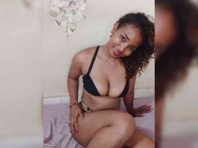 Latikaa webcam
