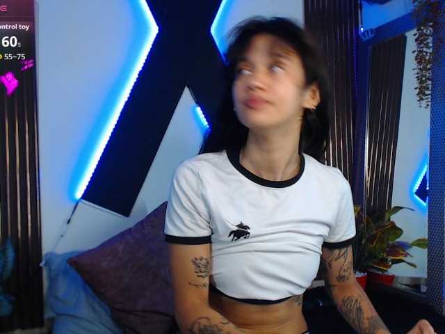 Amber-Muse live cam on BongaCams