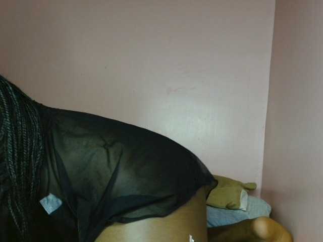 Lyravee1 live cam on BongaCams