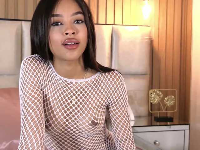 FranchezkaBloom live cam on BongaCams