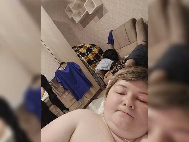 Kelly-Mary live cam on BongaCams