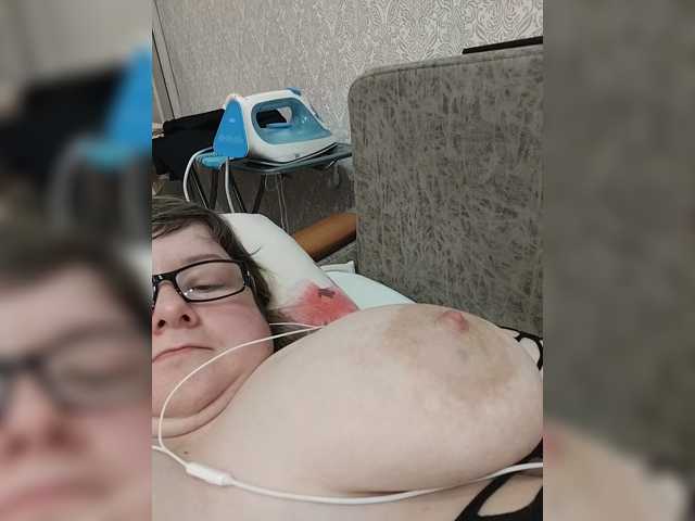 Kelly-Mary, live now on BongaCams