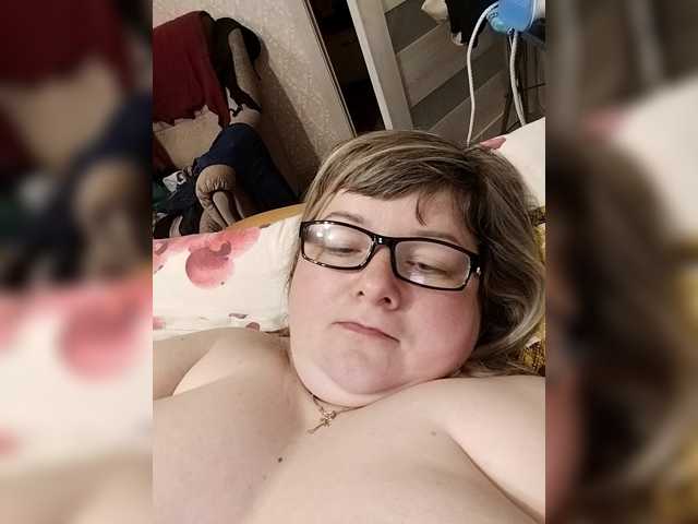 Kelly-Mary, live now on BongaCams