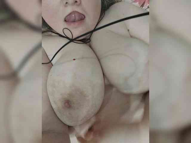 Kelly-Mary webcam