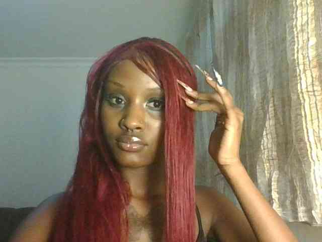 Queenmial webcam