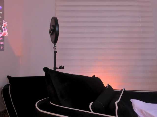 GiaMilano live cam on BongaCams