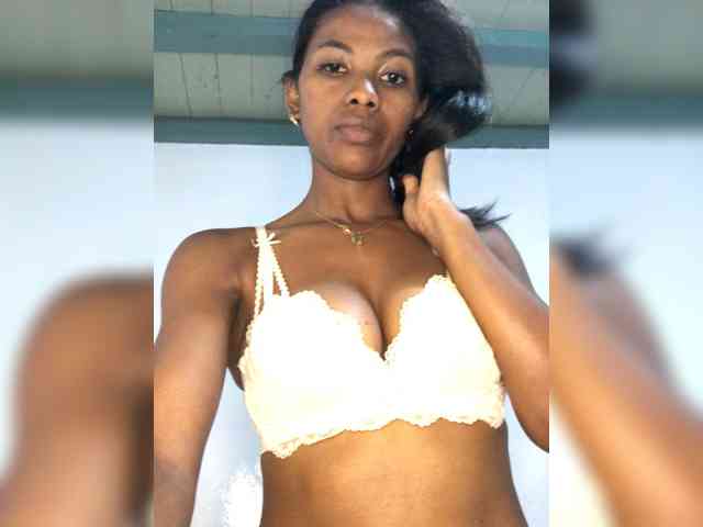 Modèle: Myah001