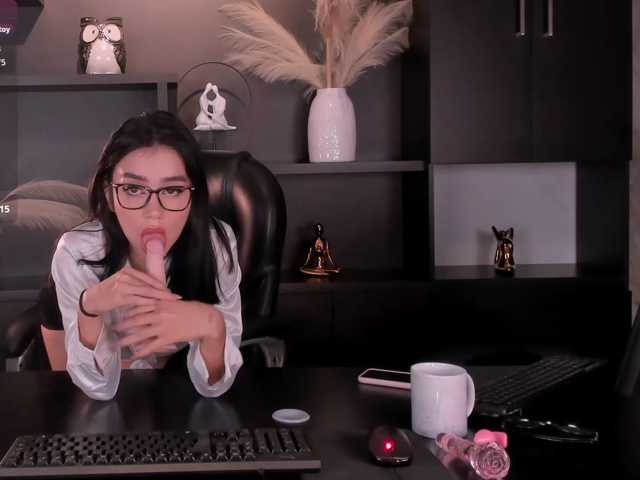 CharlotteRicci live cam on BongaCams