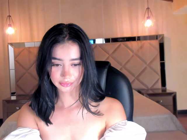 CharlotteRicci webcam