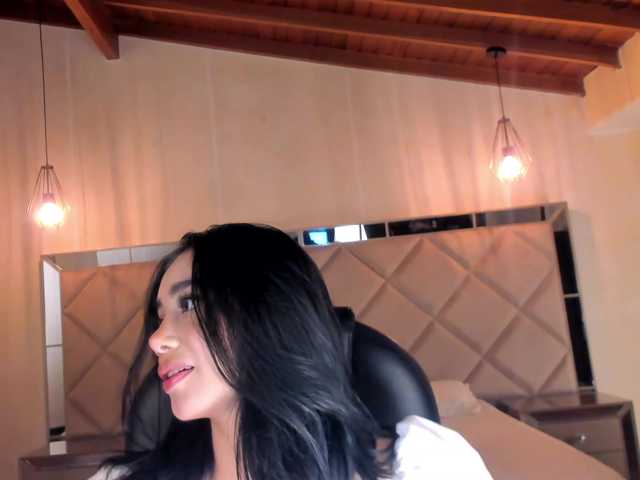 CharlotteRicci webcam