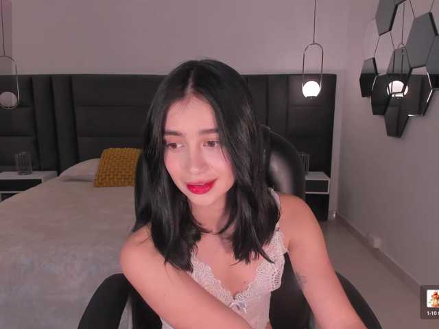 CharlotteRicci live cam on BongaCams