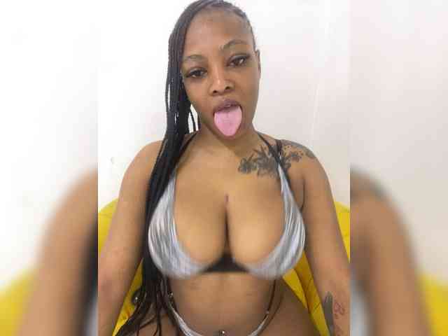 CaramelBarbiee CaramelBarbiee