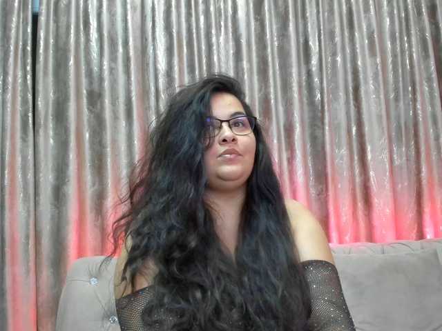 MerryBlackk webcam
